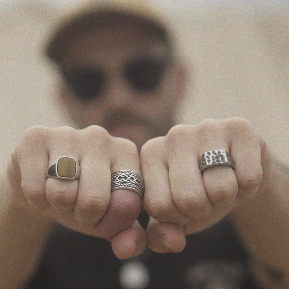 UNSCRIPTED RING