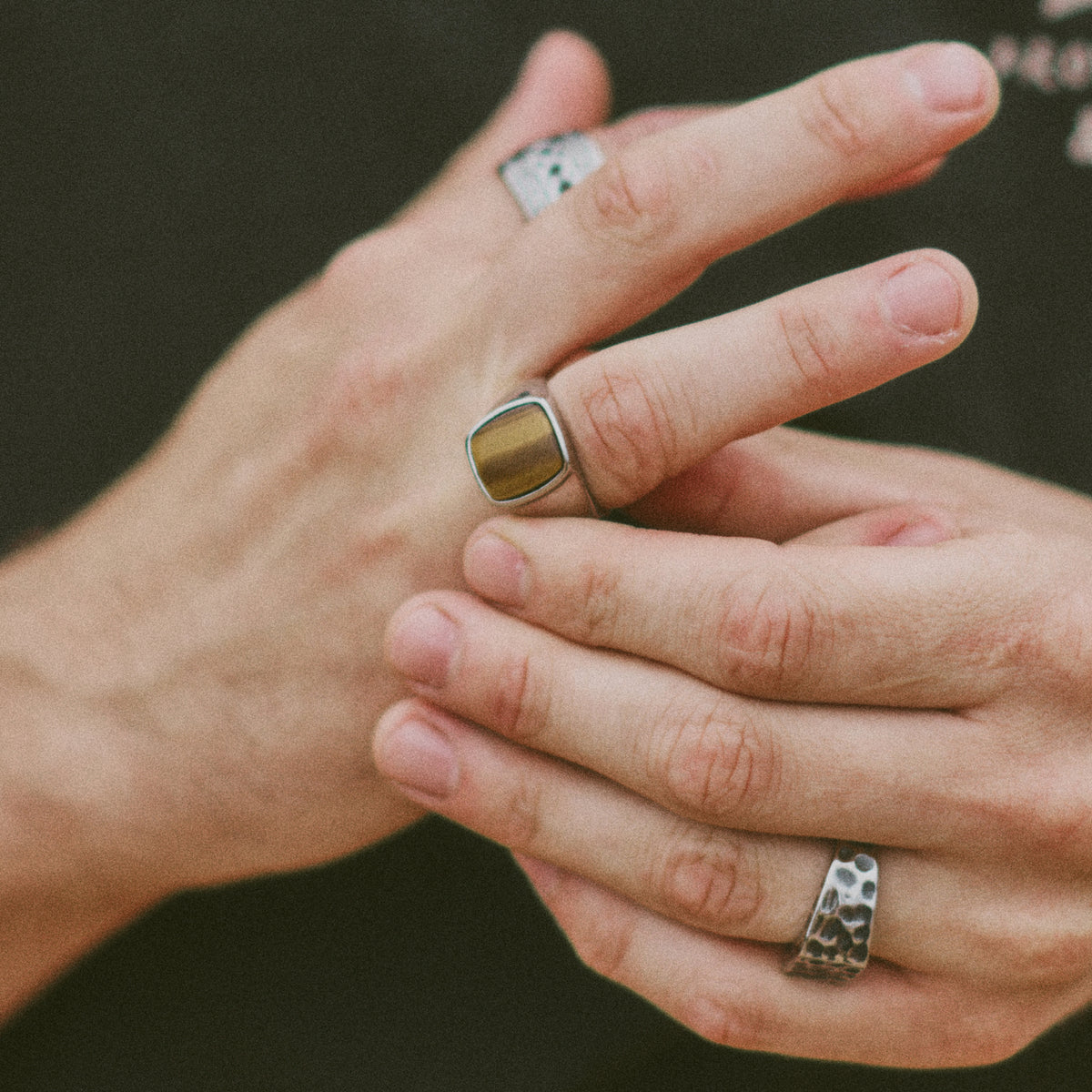 BROWN OUTLIER SIGNET RING