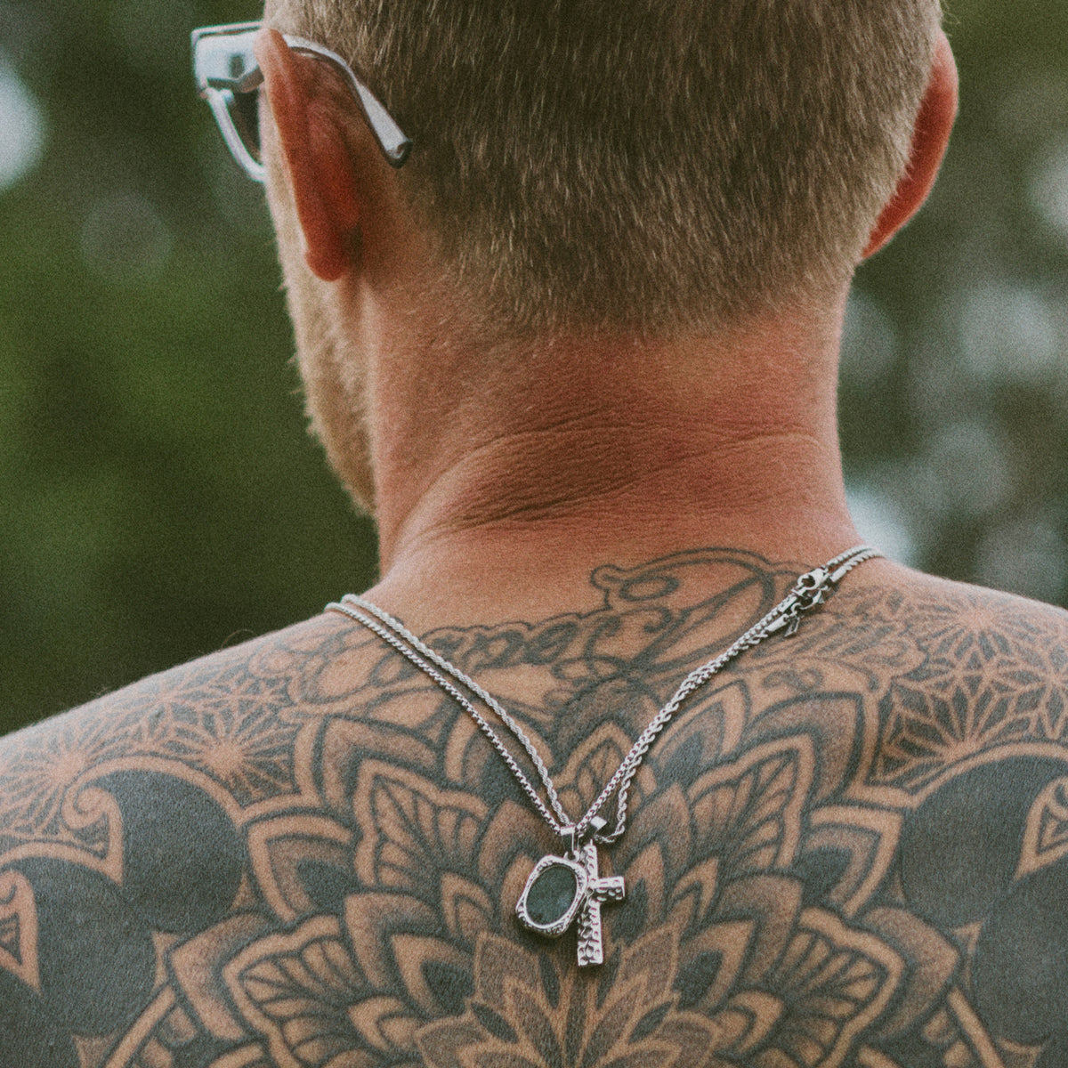 TRUTH PENDANT
