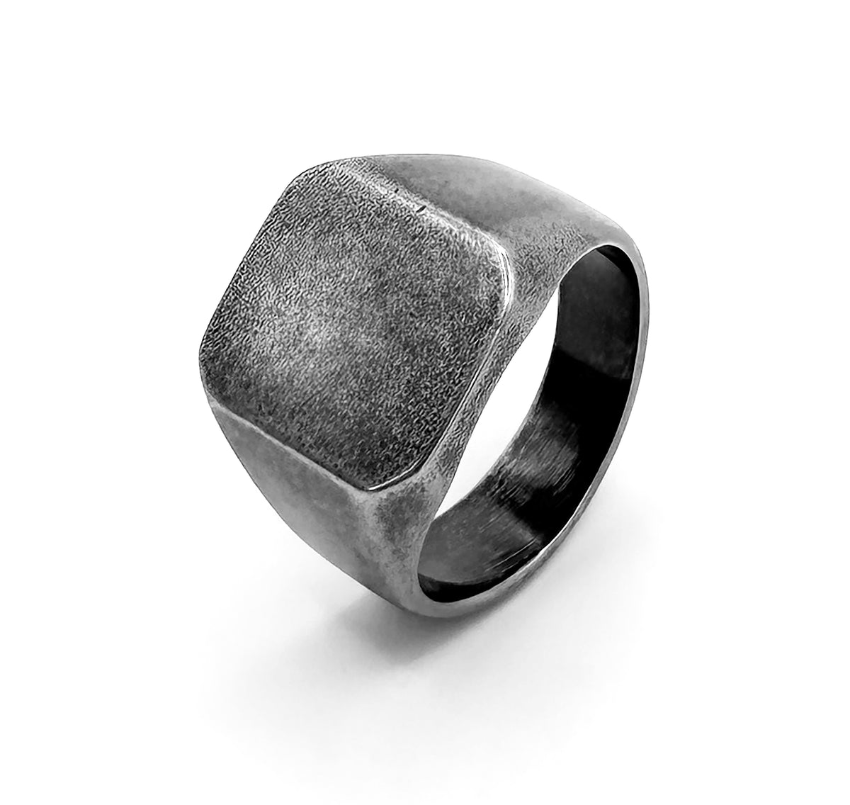 MONOLITH RING