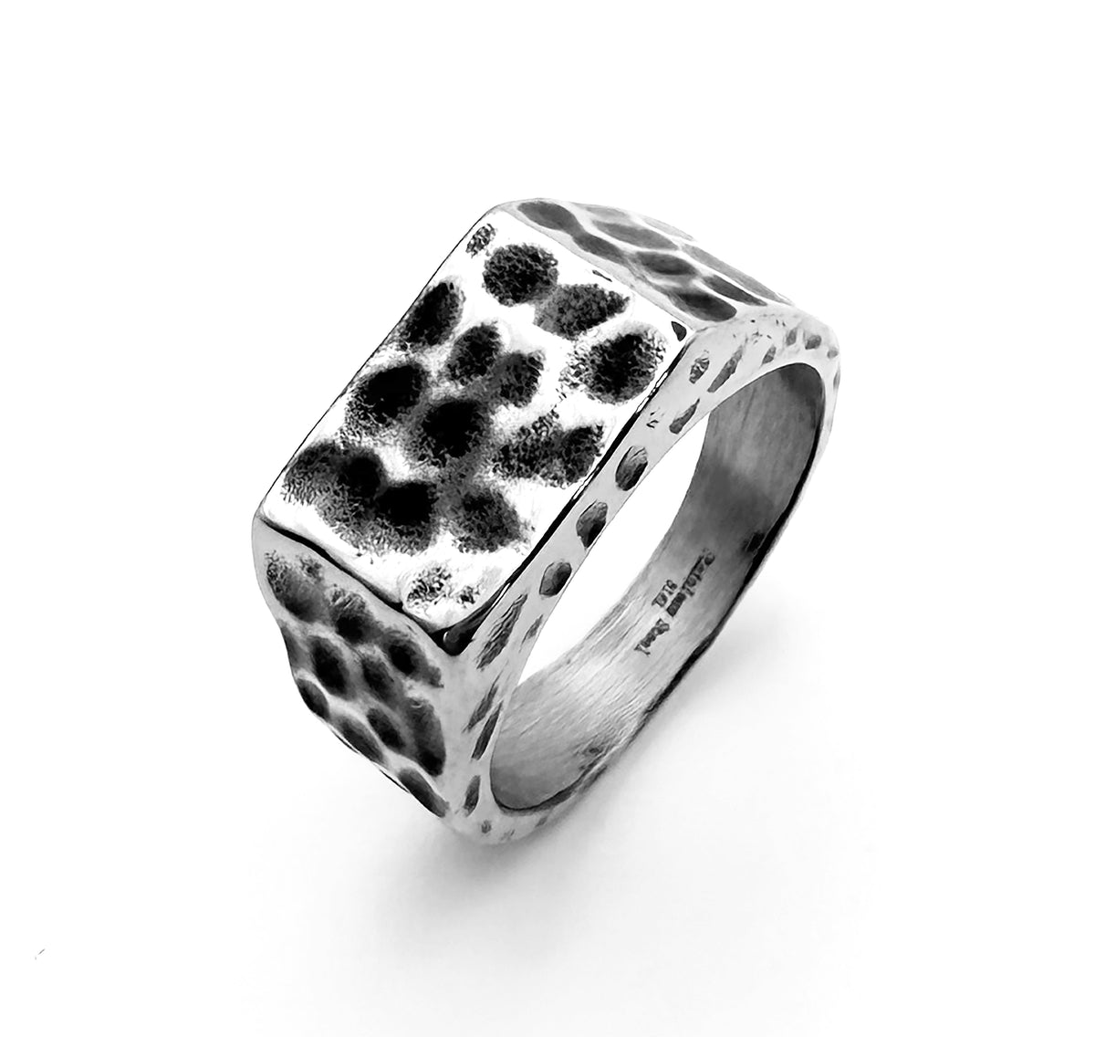 UNSCRIPTED RING